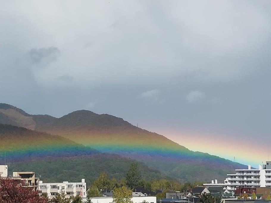 ホテル 川と森の静かな街に朝陽の見える部屋 無料駐車場 札幌市 エクステリア 写真